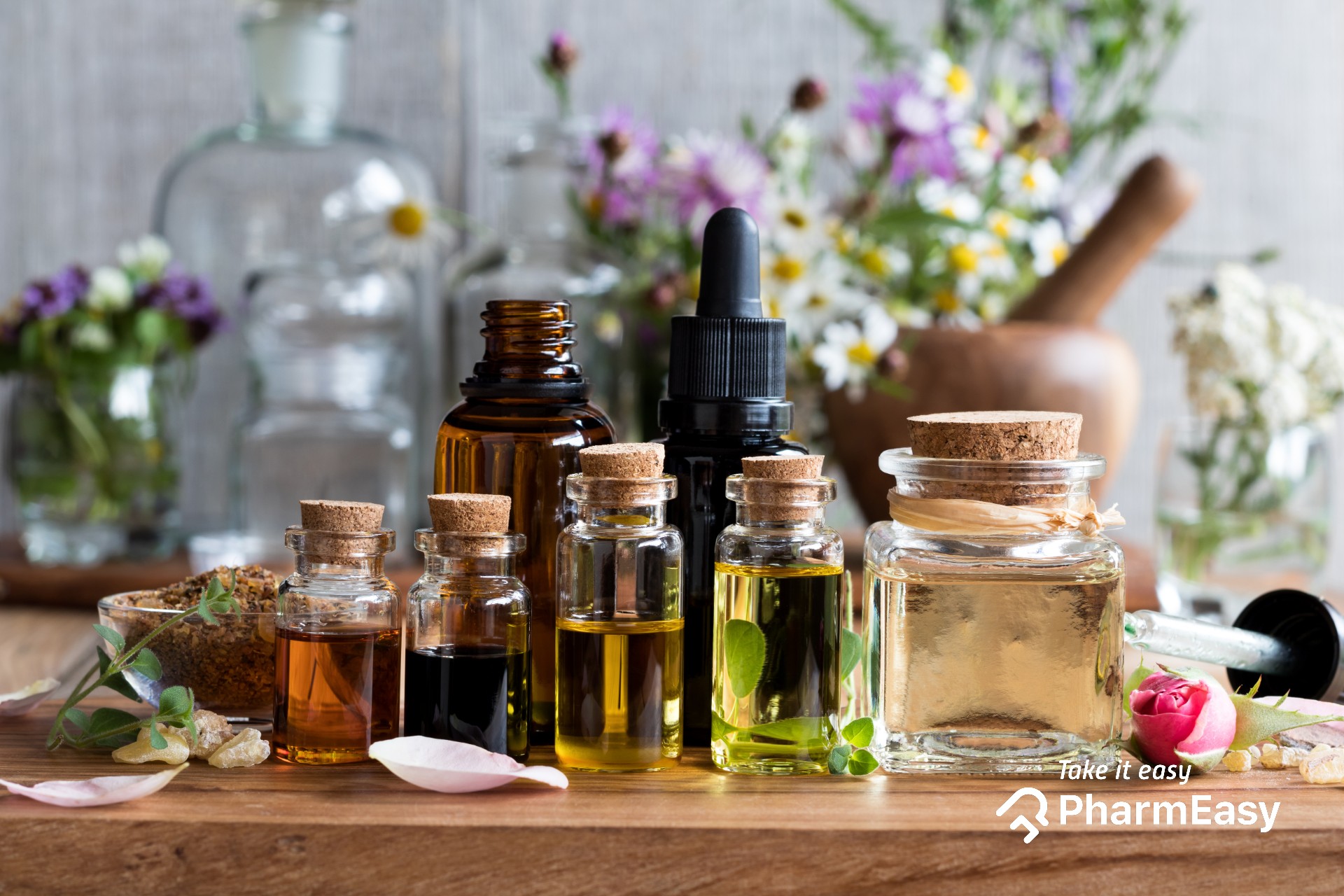 6 Simple Health Benefits of Essential Oils! - PharmEasy
