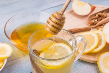 honey with lemon water