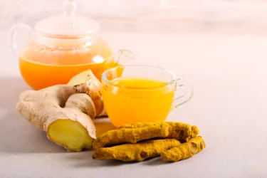 ginger turmeric tea