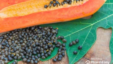 Papaya Seeds on leaf